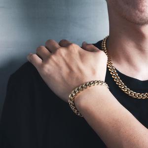 KRKC & CO-Conjunto de joyería de Hip-Hop de 10mm, <span class=keywords><strong>oro</strong></span> de <span class=keywords><strong>18K</strong></span>, 24 pulgadas, <span class=keywords><strong>cadena</strong></span> de eslabones cubanos de Miami de 8,5 pulgadas, conjunto de pulsera de <span class=keywords><strong>cadena</strong></span> cubana de acero inoxidable - Product Image 4