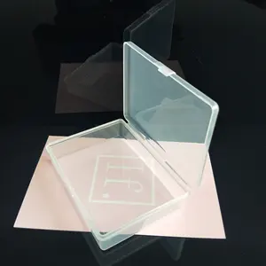 Contenedor de tarjeta de la caja de tarjeta de juego de alta calidad de plástico personalizado 2-3 muestras gratis Cheng Chen 9,3x6,6x2cm Rectangular