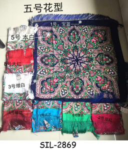 Alibaba fornitore d'oro belle avvolge sciarpe stampa tradizionale fatta <span class=keywords><strong>a</strong></span> <span class=keywords><strong>mano</strong></span> floreale quadrato di cotone fabbrica l'ultimo scialle russo - Product Image 1