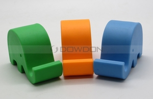 Soporte para Teléfono Móvil de Silicona con Diseño de Animales Adorables: Perro, Gato, Elefante, Delfín - Product Image 2