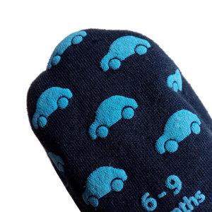 Vente en gros de chaussettes pantoufles de voiture de dessin animé pour garçons-Chaussettes d'hiver épaisses doublées de <span class=keywords><strong>polaire</strong></span> avec poignées antidérapantes, chaussettes pelucheuses OEM - Product Image 3