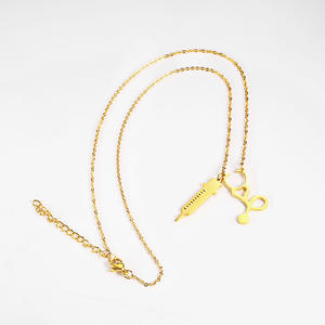 Nuevo Collar de Jeringa y Estetoscopio, Collar de <span class=keywords><strong>Doctor</strong></span> Misterioso de Acero de Titanio y Oro de 18K para Mujer - Product Image 5