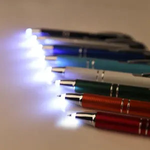 Stylet à écran tactile de lampe de poche avec impression personnalisée ou logo laser