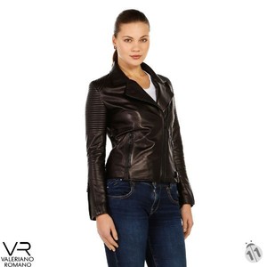 Chaqueta de cuero negro Premium para mujer Valeriano Romano VRM70011 Ropa de moda con cuero de alta calidad para prendas - Product Image 2