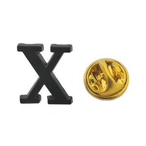 Pin de Metal con Logotipo Personalizado Grabado, Económico, para Bolsos y Ropa - Product Image 1