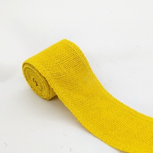 <span class=keywords><strong>Rouleau</strong></span> de toile de <span class=keywords><strong>jute</strong></span> de couleur naturelle 100% pour paquet de cadeau de fête de mariage 6 cm de large et 2 mètres de long - Product Image 4