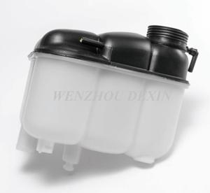 Réservoir d'extension de liquide de refroidissement de moteur pour W140, 10 pièces, 1405001749 1405000549 1405000849 1405000444494 - Product Image 1