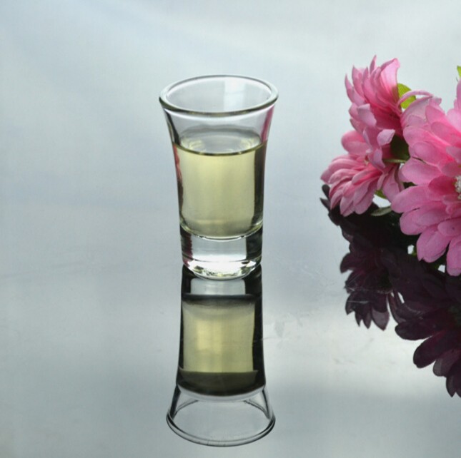 Customized shot glass vodka glass cup accept OEM clear mini shot glass cups