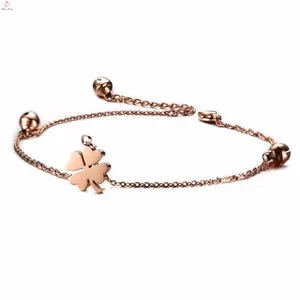 Abalorio de trébol de cuatro hojas, colgante de oro rosa, hotwife, pulsera, tobillo con campanas