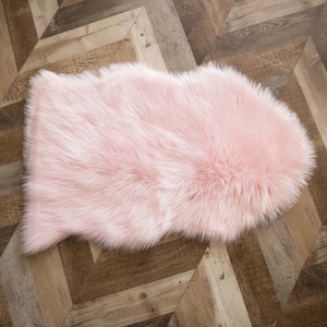 Vente en gros, fournisseur d'usine, pas cher, cheveux longs, fausse fourrure, <span class=keywords><strong>tapis</strong></span> en laine, <span class=keywords><strong>tapis</strong></span> - Product Image 2