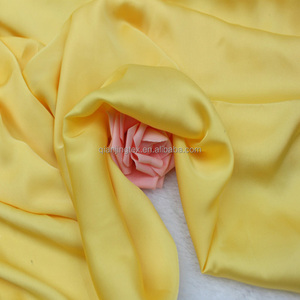 Tessuto in Chiffon Satinato di Poliestere 50D Liscio e Lucido con Proprietà Antistatiche per Abiti da Sposa e Pigiami, Vendita all'Ingrosso - Product Image 5