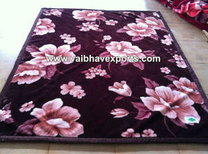 Mantas de poliéster 100% de visón grueso con patrón floral y sólido del fabricante para vacaciones de Año Nuevo - Product Image 3