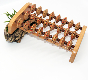 2019 Nuevo estilo Masajeador de rodillo de pie de madera Producto de masaje para el cuidado de la salud - Product Image 3