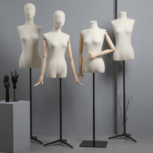 XINJI Fashionable Upper Body Manikin Fabric Covered <strong>Female</strong> <strong>Mannequin</strong> <strong>Torso</strong> <strong>With</strong> Head - Product Image 1