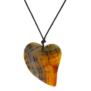 Thời trang đá quý tự nhiên mặt dây chuyền tự làm nhiều màu hình trái tim mã não da Mặt dây chuyền đá quý độc đáo đồ trang sức