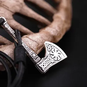 Slavische Talisman Kolovrat Zon Wiel Amulet Gevlochten Leer Bijl Hanger Armbanden