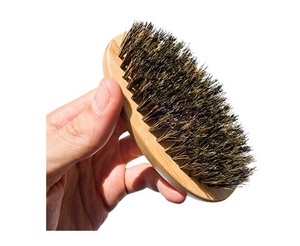 Brosse à <span class=keywords><strong>barbe</strong></span> naturelle en poils de sanglier 100% pour les soins des hommes manche en bois et matériau en nylon - Product Image 2