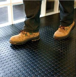 Revêtement de sol en <span class=keywords><strong>caoutchouc</strong></span> antidérapant <span class=keywords><strong>Tapis</strong></span> de sol de bus avec service de découpe Longueur personnalisable Épaisseur 3-6 mm - Product Image 2