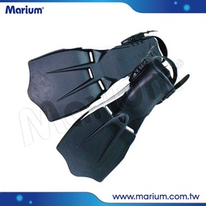 Scuba Rubber Snorkeling Fins With 3 Main Channels Long Blade Fins - Product Image 1