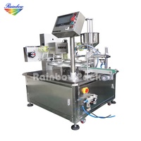 Machine de remplissage et de scellage automatique de pots de yaourt en plastique à prix avantageux
