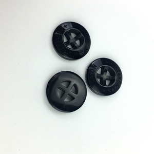 Tùy Chỉnh Giá Rẻ Dễ Thương Nhỏ May Nhựa Nút Màu Đen - Product Image 2