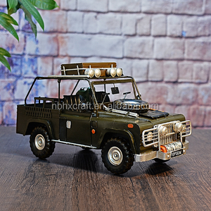 Modèle de voiture tout-terrain en métal moulé sous pression pour enfants Produit d'artisanat en métal - Product Image 2