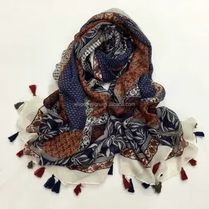 Fashionable summer best seller wholesale girls beach scarves shawl pareo voile chiffon fabric print tribal tassel boho scarf