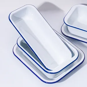 Assiette de Pie en métal émail OEM, vaisselle blanche de haute qualité assiette à aliments avec bordure bleue