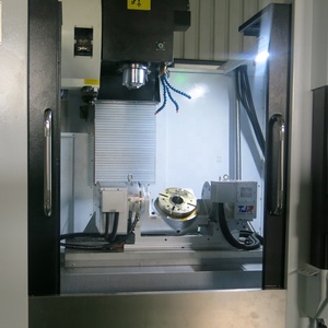 Fabricante CE certificado VMC metal aluminio trabajo Precisión 3 4 5 ejes con <span class=keywords><strong>centro</strong></span> de mecanizado vertical <span class=keywords><strong>C</strong></span> CNC - Product Image 2