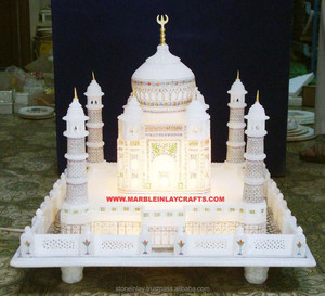 Modèle de la mosquée du Taj Mahal en marbre coloré - Product Image 1