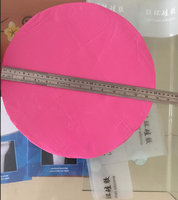 Een 60-80% doorschijnende, onvulkaniseerde, ongehard siliconenrubber schijf.