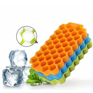 7 Cavities Honeycomb Shaped Stackable Durable Dishwasher Safe Silicone Ice Cube Tray Mold Maker With Lid