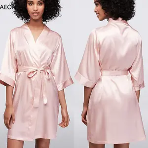 Groothandel Leeg Luxe Effen Kleur Korte Kimono Bruid En Bruidsmeisje Satijnen Gewaad Voor Wedding Party