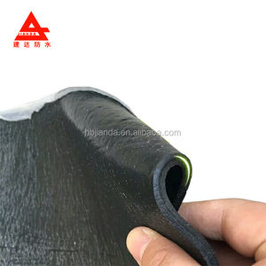 Appliquée à la torche de soudage à <span class=keywords><strong>chaud</strong></span> SBS membrane imperméable bitumineuse modifiée feuille de matériau pour toit - Product Image 5