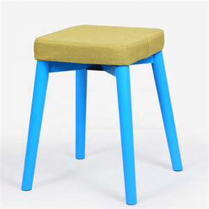 Tabourets de salle à manger en <span class=keywords><strong>bois</strong></span> de hêtre Tabouret de coiffeuse en <span class=keywords><strong>bois</strong></span> avec coussin en tissu amovible Tabouret en <span class=keywords><strong>bois</strong></span> rembourré à 4 pieds pour l'école à la maison - Product Image 3
