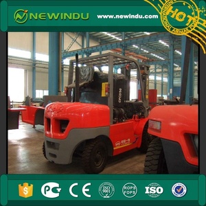 <span class=keywords><strong>YTO</strong></span> รถแทรกเตอร์ติดตั้งรถยกภูมิประเทศขรุขระ TC4015 1.5ton รถยกหยาบ