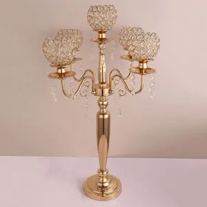Venda quente mesas de casamento para tabelas suporte de vela de ouro