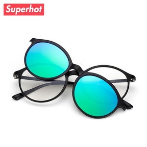 <span class=keywords><strong>Occhiali</strong></span> da Sole Leggeri TR90 Superhot per Uomo e Donna con <span class=keywords><strong>Clip</strong></span> Magnetica Polarizzata 2223-2 - Product Image 5