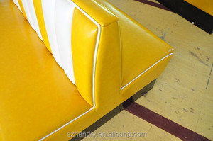 Divanetto per Ristorante Stile Diner Americano Retrò, Seduta Bifacciale in Pelle PU Gialla e Bianca per Caffè e Fast Food - Product Image 5