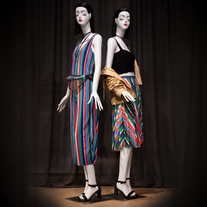 Maniquí femenino abstracto <span class=keywords><strong>de</strong></span> fibra <span class=keywords><strong>de</strong></span> vidrio modelo <span class=keywords><strong>de</strong></span> mujer blanca <span class=keywords><strong>de</strong></span> <span class=keywords><strong>cuerpo</strong></span> <span class=keywords><strong>completo</strong></span> <span class=keywords><strong>de</strong></span> alta calidad para exhibición <span class=keywords><strong>de</strong></span> ventana <span class=keywords><strong>de</strong></span> ropa - Product Image 6