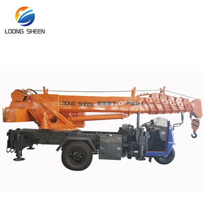 トラッククレーンディーゼル三輪車<span class=keywords><strong>3</strong></span>トン定格リフティング重量 - Product Image 3