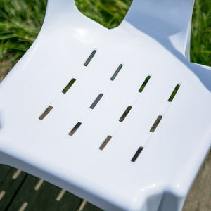 كرسي بلاستيكي مخصص التصميم رخيص الثمن للفعاليات، أثاث خارجي، كرسي بلاستيكي أبيض قابل للتكديس - Product Image 4