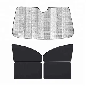 Haute qualité personnalisé pliable voiture fenêtre <span class=keywords><strong>pare</strong></span>-soleil Grenadine magnétique <span class=keywords><strong>pare</strong></span>-<span class=keywords><strong>brise</strong></span> rideau <span class=keywords><strong>couverture</strong></span> pour véhicules - Product Image 1