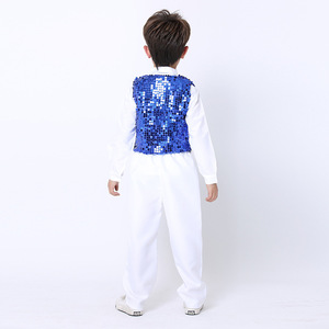 Abito con Paillettes per Cantante Maschio da Spettacolo - Product Image 3
