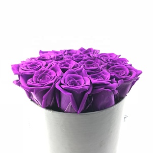<span class=keywords><strong>Rosas</strong></span> de flores preservadas de grado A, venta al por mayor, en caja para regalos, decoración de boda, centro de mesa - Product Image 1