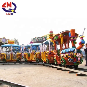 Parco giochi per bambini treno vichingo treno elettrico binario 6 cabine animali colorati cygnus treno in vendita - Product Image 1