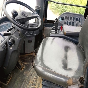 Komatsu WA380 d'occasion Chargeur frontal sur pneus fabriqué au Japon avec composant de moteur central - Product Image 2