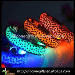 Nylon leopard collar led flash light <span class=keywords><strong>for</strong></span> Dog <span class=keywords><strong>a</strong></span> - Product Image 4