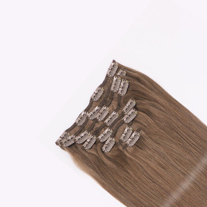 Estensioni dei <span class=keywords><strong>capelli</strong></span> Clip-in dei <span class=keywords><strong>capelli</strong></span> umani Remy vergini reali all'ingrosso nessuna fibra sintetica può essere tinta e arricciata servizio OEM - Product Image 4