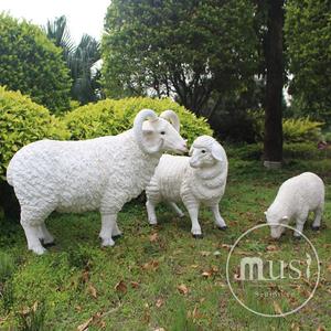 Sculpture de <span class=keywords><strong>mouton</strong></span> en fibre de verre grandeur nature, design populaire, décoration de jardin, utilisation à domicile, en stock - Product Image 3